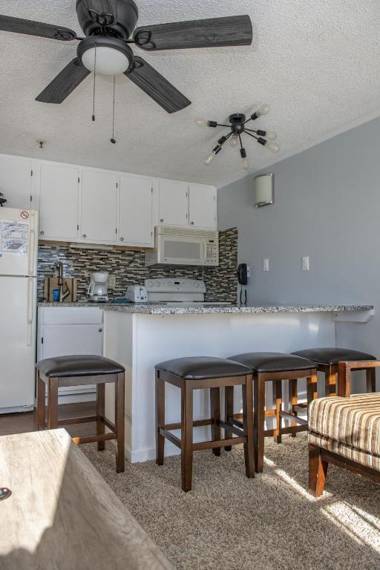 Stroll to Slopes Village Area Ski in-out MtLodge 219