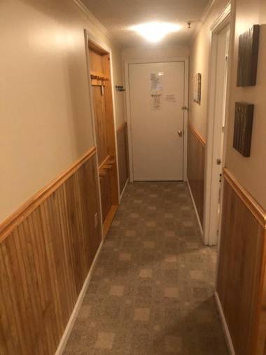 Stroll to Slopes Village Area Ski in-out MtLodge 224