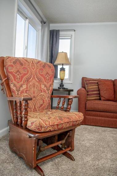 Stroll to Slopes Village Area Ski in-out MtLodge 242