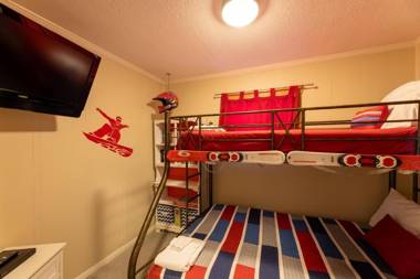 Sunsets at Summit 108b free WI-FI parking and AC