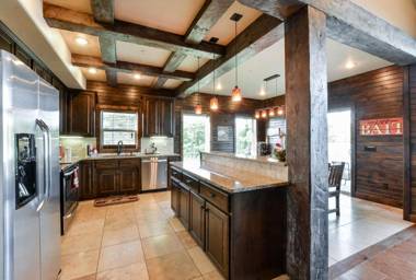 Chalets Resort Luxury Lakefront Villa Amazing View 2 Pools Free Amenities Dock