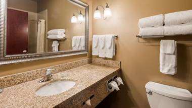 Best Western Golden Prairie Inn and Suites