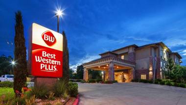 Best Western Plus Goliad Inn & Suites