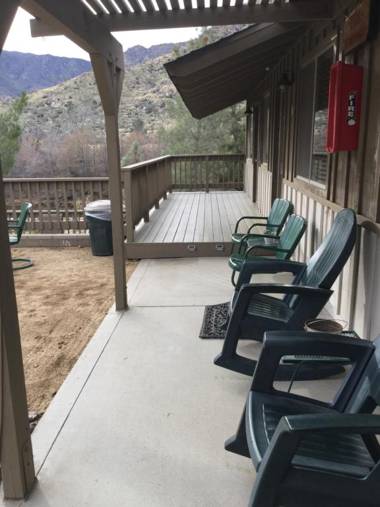 Sequoia Lodge