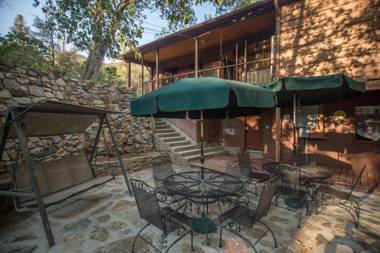 Quiet Mind Lodge & Retreat Sequoias