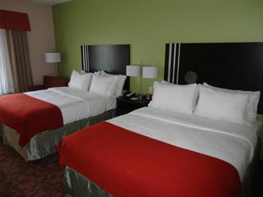 Holiday Inn Express Kenedy an IHG Hotel