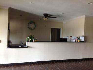 Yorktown Inn and Suites