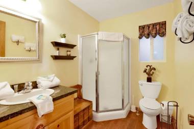 Sequoia Retreat-1914 by Big Bear Vacations