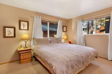 Sequoia Retreat-1914 by Big Bear Vacations