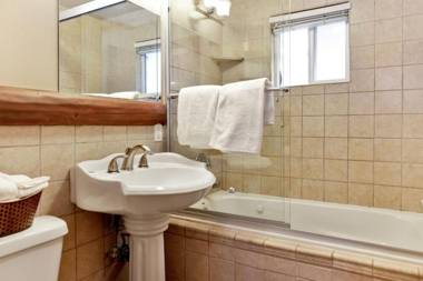 Bear Tracks #2020 by Big Bear Vacations