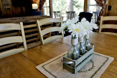 Bear Cub Cabin #2069 by Big Bear Vacations