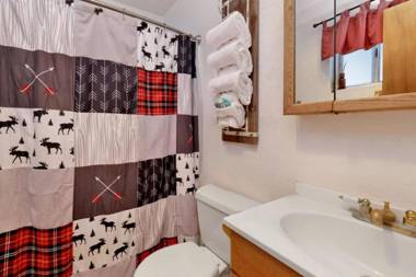 Falls Bear Cabin #2103 by Big Bear Vacations