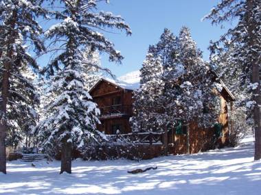 Rocky Mountain Lodge