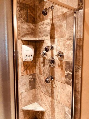 Rocky Mountain Lodge