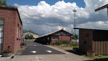 Swiss Mountain Motel