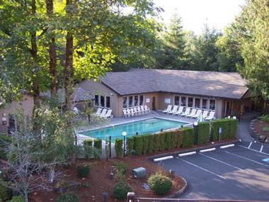 Whispering Woods Resort a VRI resort