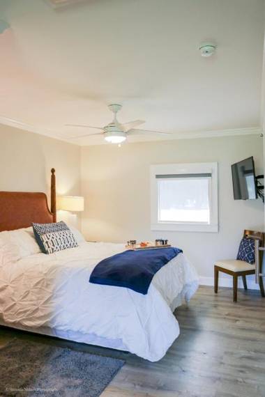 The Rivers Edge Motel