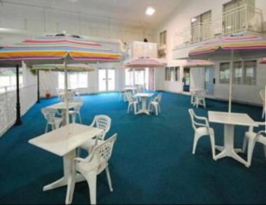 Dunes Express Inn and Suites