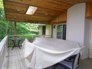 Lakeledge Hideaway by VCI Real Estate Services