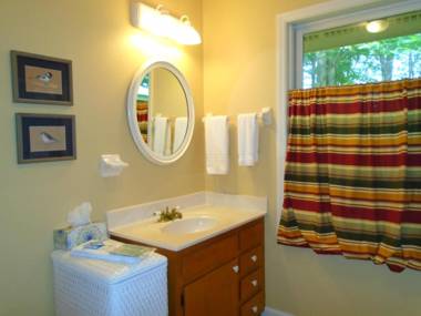 Lakeledge Hideaway by VCI Real Estate Services