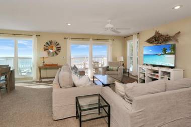 Stella Luna by Pristine Properties