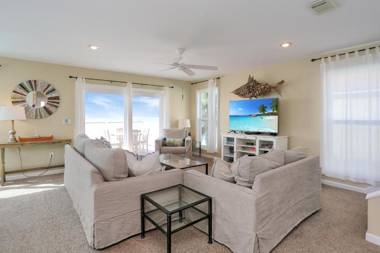 Stella Luna by Pristine Properties