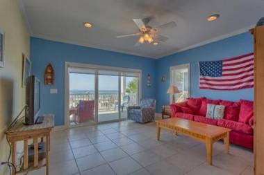 Villa del Sol by Pristine Properties