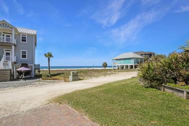 Flamingo Roost by Pristine Properties