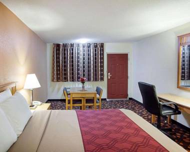 EconoLodge Phillipsburg