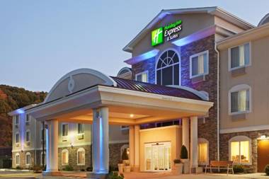 Holiday Inn Express and Suites Meriden an IHG Hotel