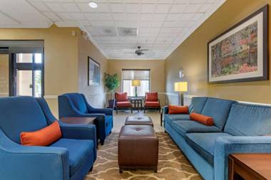 Comfort Suites Savannah North