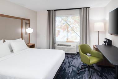 Fairfield Inn & Suites by Marriott Savannah I-95 North