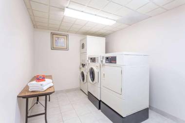 Wingate by Wyndham Richmond Short Pump