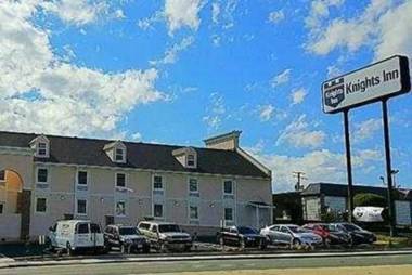 Knights Inn Richmond at W Broad St