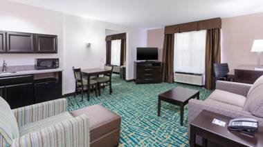 Holiday Inn Express & Suites Wyomissing an IHG Hotel