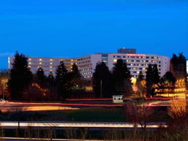 Embassy Suites by Hilton Portland Washington Square