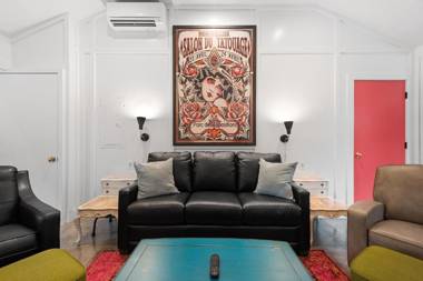 NEW Folly Vacation Listing 209 East Cottage near the beach