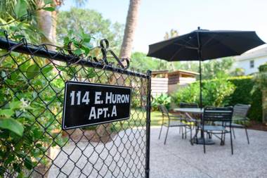 Folly Vacation 114A Townhouse near the beach pet friendly