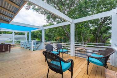 808 E Ashley - The Board and Batten - 3 Bedrooms near Ocean