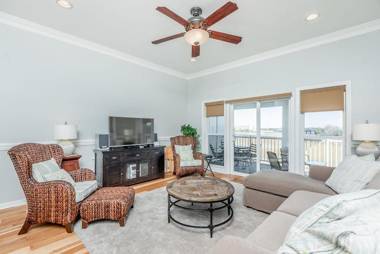 84 Waters Edge - Riverview Townhouse - Pool