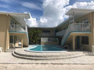 Molloy Gulf Motel & Cottages
