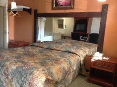 Americas Best Value Inn & Suites - Shenandoah/Woodlands