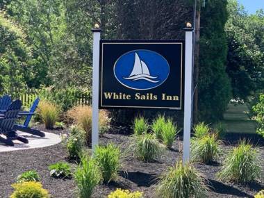 White Sails Inn