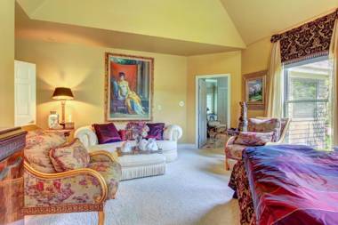 Grandeur On The Green