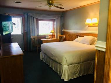 Kennebunkport Motor Lodge