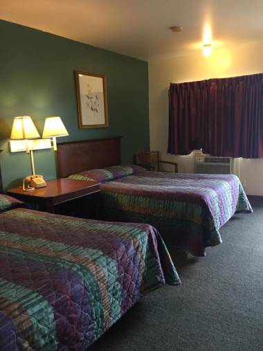 Hudson Plaza Motel