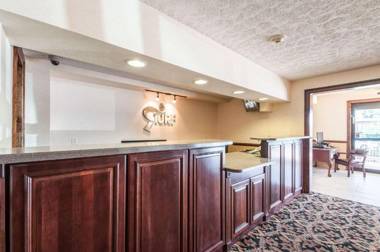 Rodeway Inn and Suites - Charles TownWV