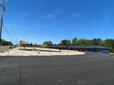 Washington & Lee Motel