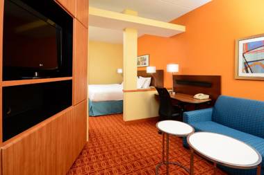 Fairfield Inn and Suites by Marriott Winston Salem/Hanes