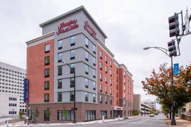 Hampton Inn & Suites Winston-Salem Downtown